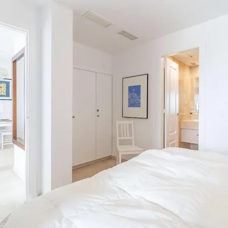 Luxury, Frontline Burriana Beach, Apartment *